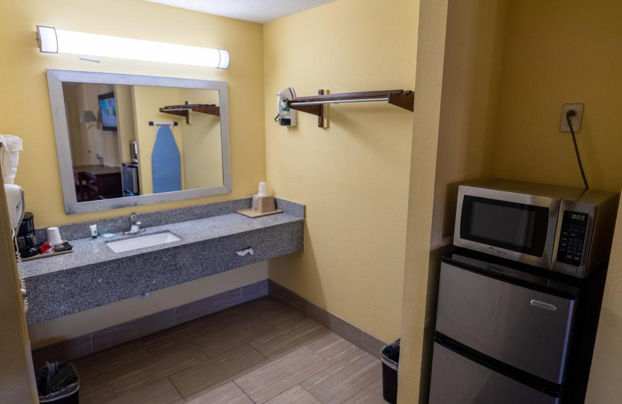 Loyalty Inn Hawkinsville Exteriér fotografie