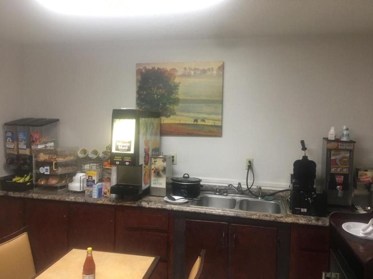 Loyalty Inn Hawkinsville Exteriér fotografie